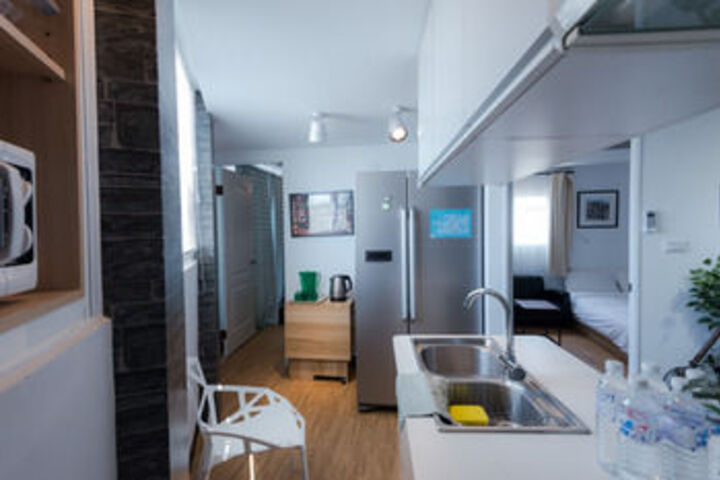 Room 18 of 30