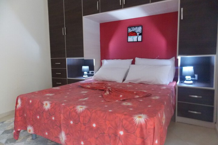Room 5 of 64