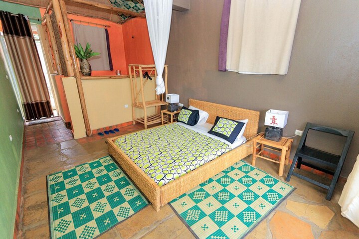 Room 8 of 36