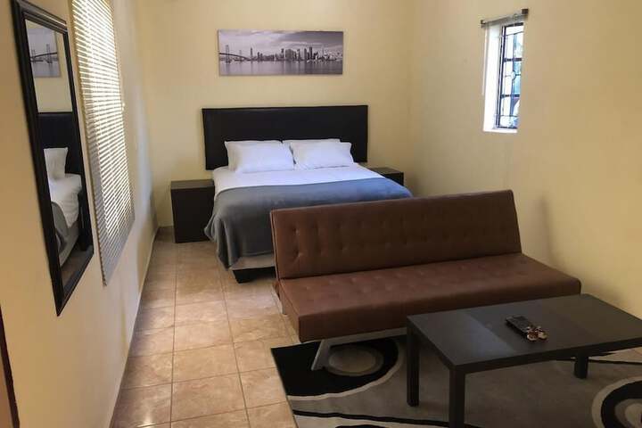 Room 4 of 13