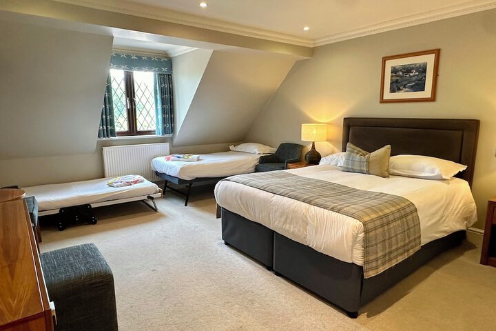 Room 44 of 94