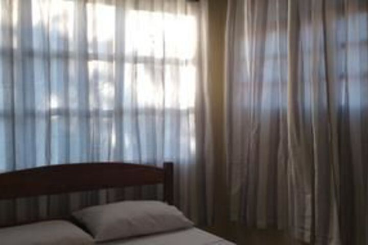 Room 12 of 20