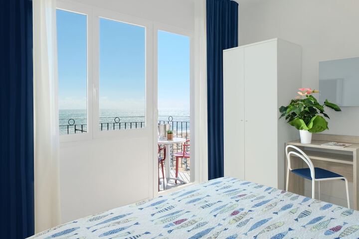 Room 21 of 82