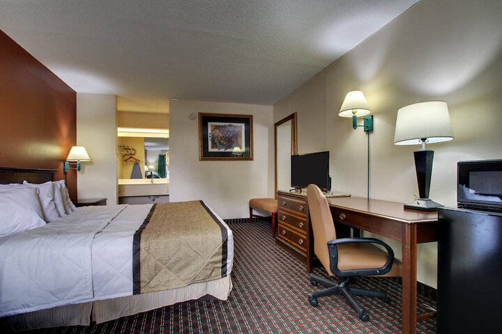 Room 27 of 57