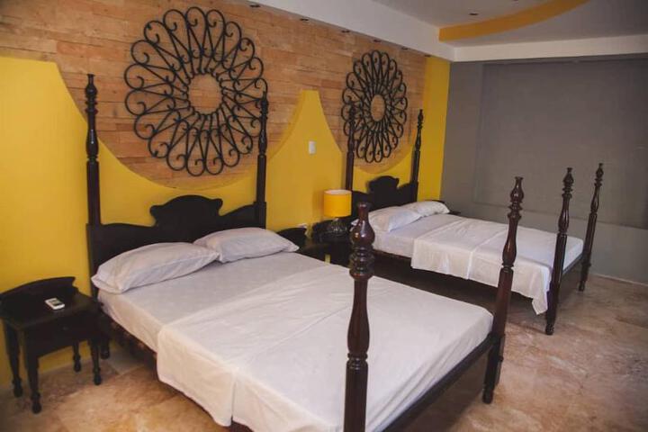 HOSTAL MARCELO