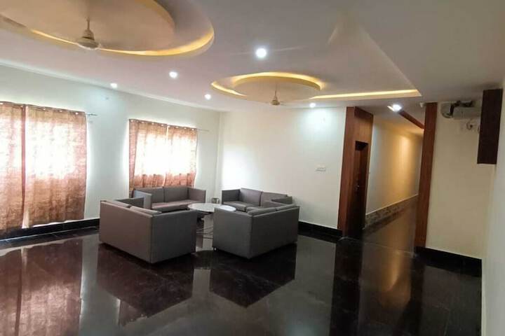 Hotel Interior 9 of 91