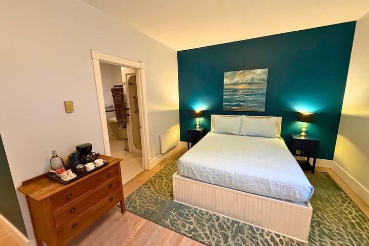 Room 95 of 128