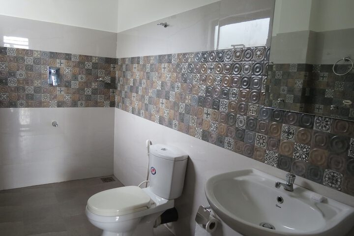 Room 8 of 61