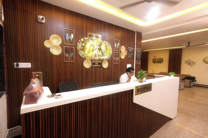 Hotel Divine Orchid