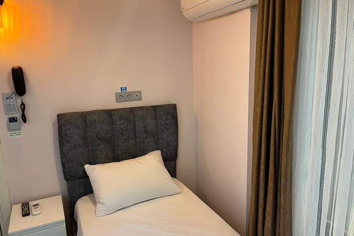 Room 38 of 54