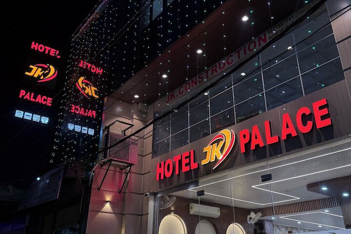 Hotel 62 of 63