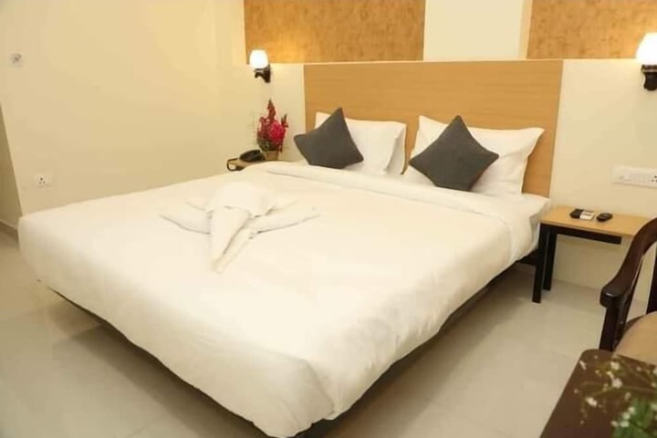 Room 2 of 7