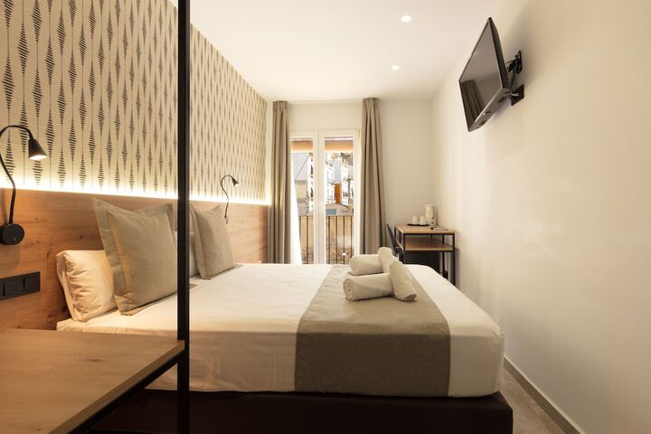 Room 26 of 120