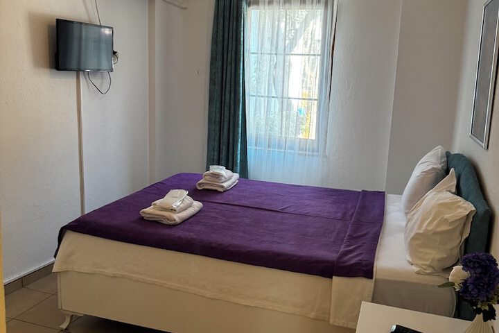Room 21 of 44