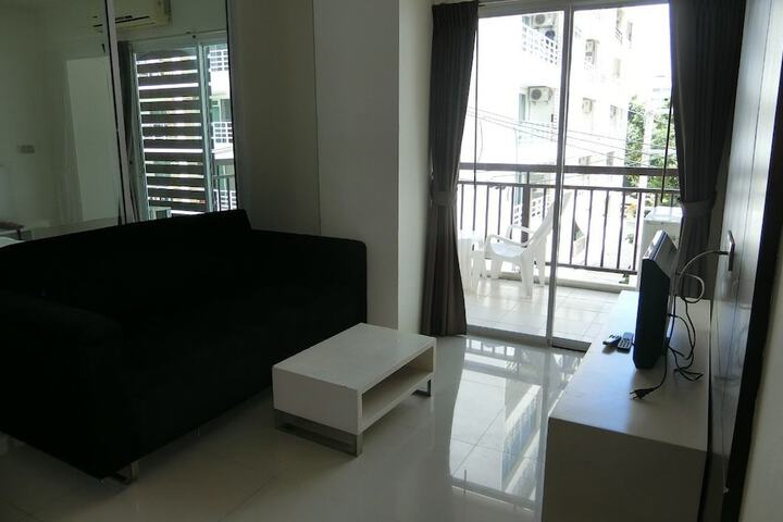 Room 53 of 83