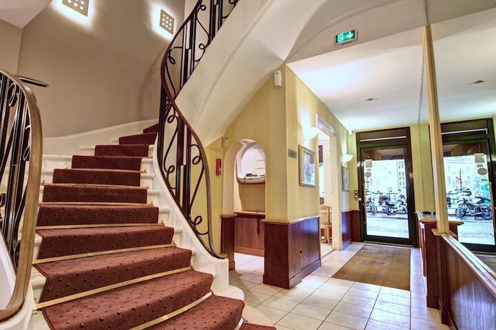 Hotel 85 of 86