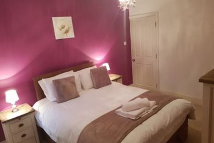 Room 7 of 13