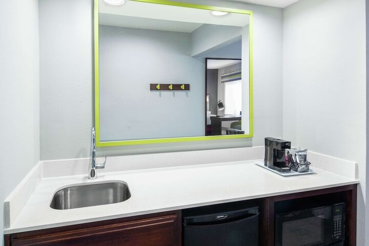Minibar