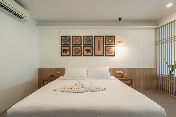 Room 40 of 251