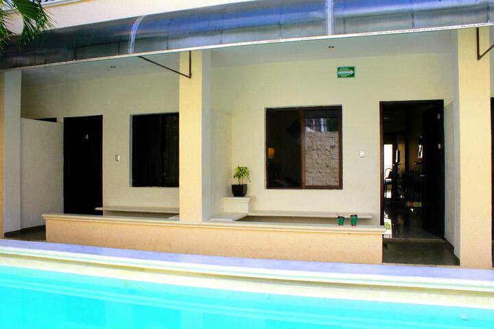 Room 4 of 35