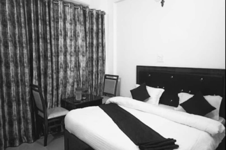 Room 2 of 14