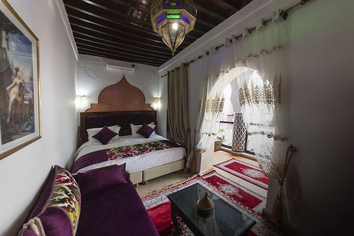 Room 7 of 37