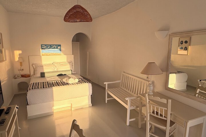 Room 6 of 50