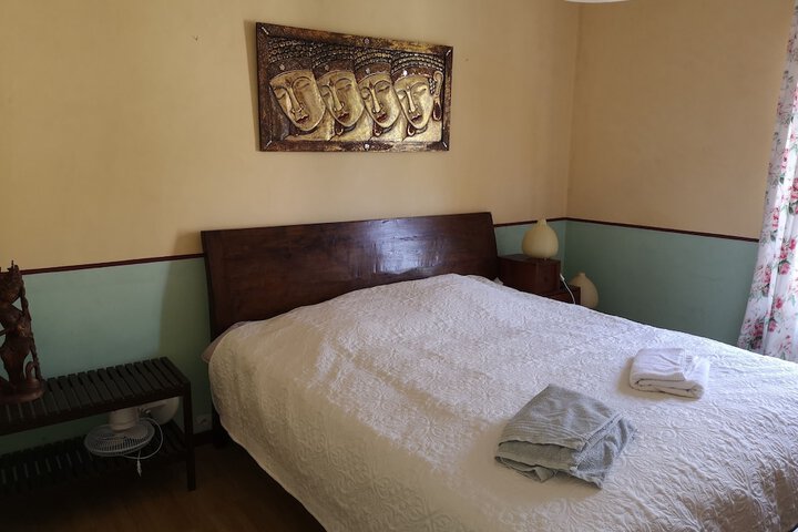 Room 4 of 36