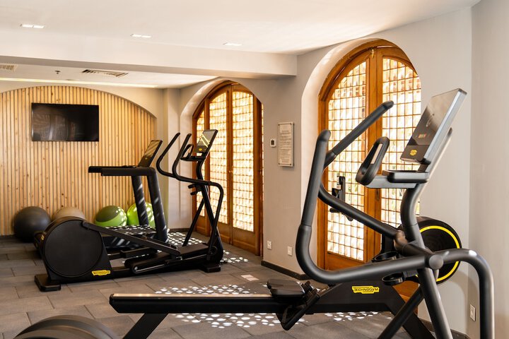 Health and Fitness 376 of 420