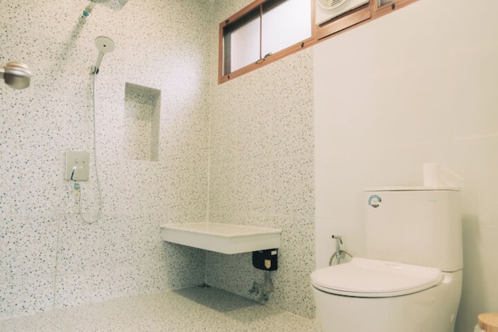 Room 48 of 94