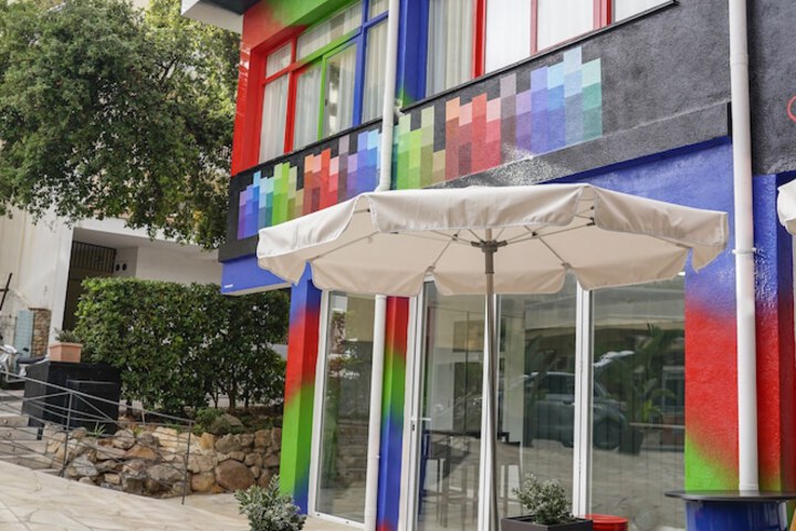 Hotel 43 of 44