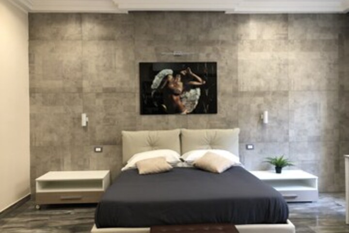 Room 64 of 82