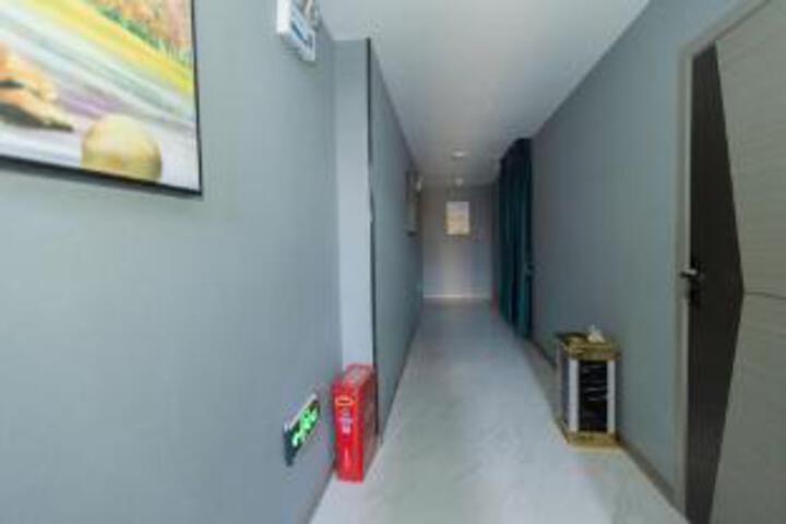 General 6 of 15