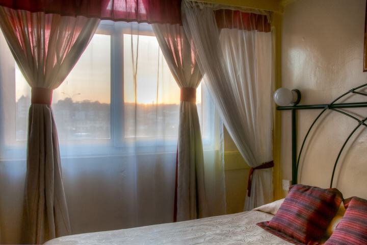 Room 50 of 65