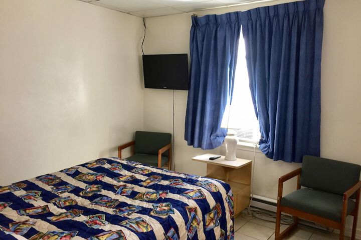 Room 5 of 36