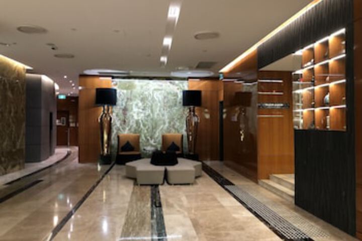 Hotel 4 of 105