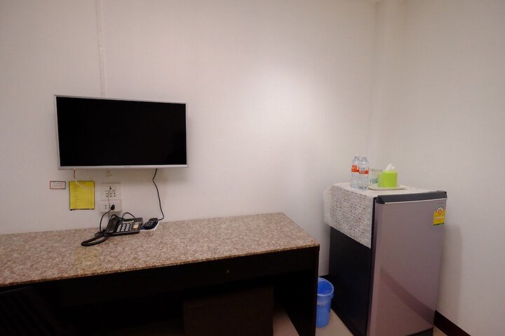 Room 17 of 34