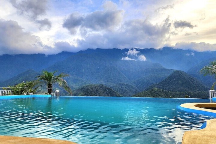 Pool 44 of 64