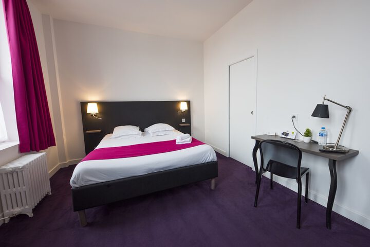Room 4 of 31