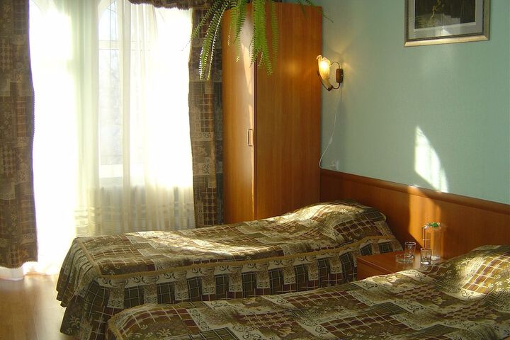 Room 7 of 31