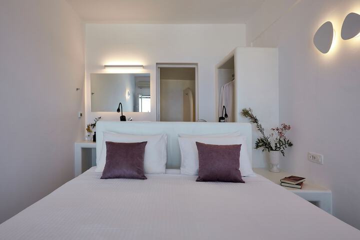 Room 8 of 50