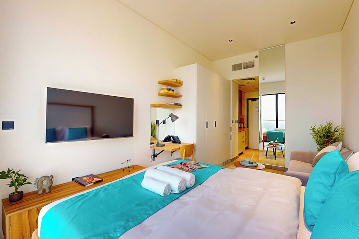 Room 7 of 88