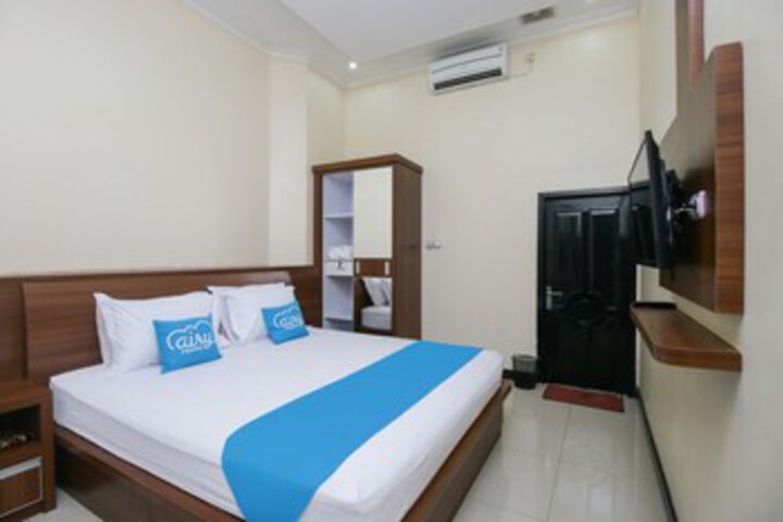 Room 16 of 23