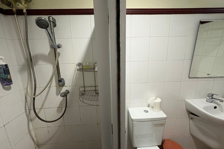 Room 44 of 67
