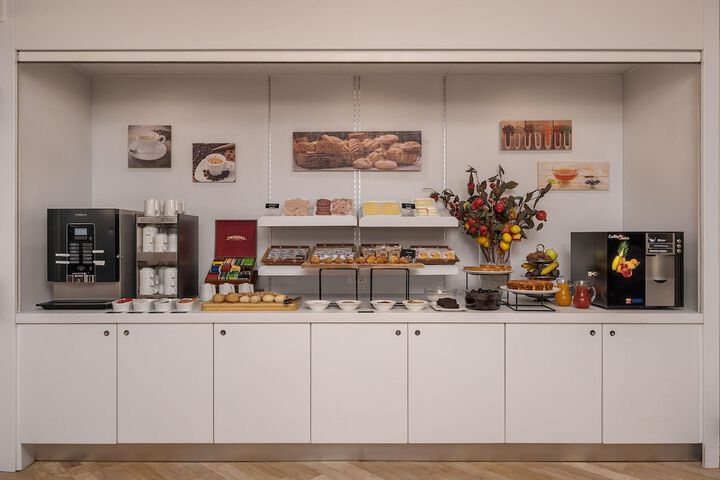 Dining Photos