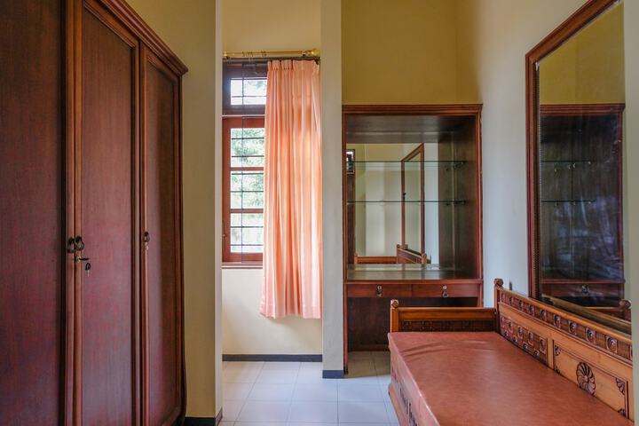 Room 23 of 50