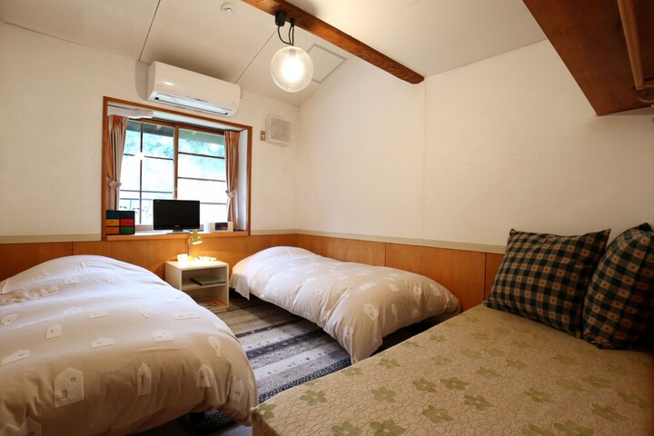 Room 26 of 110