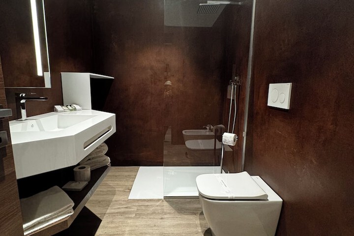 Bath Photo
