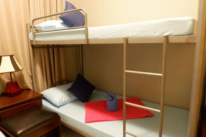 Room 10 of 23