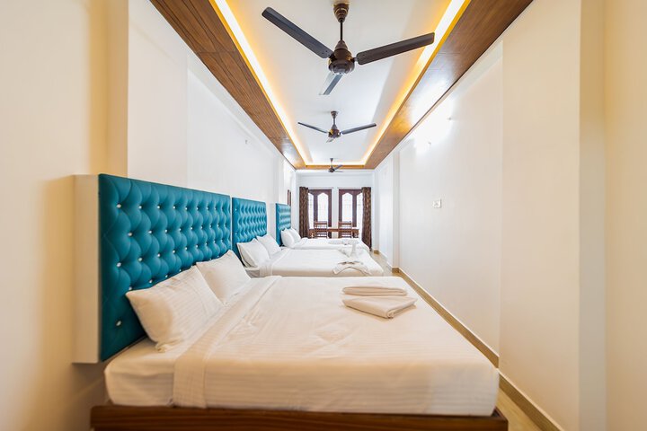Room 19 of 39